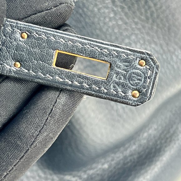 ❌❌❌ SOLD! ❌❌❌ Hermès Birkin 40 in Bleu Marine Buffalo Skipper Leather w/ GHW - Picture 14 of 16